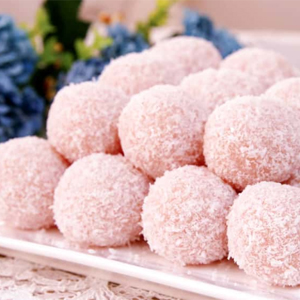 Strawberry Cheesecake Bliss Balls Lunchbox Recipe