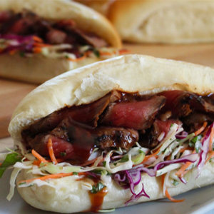 Beerenberg BBQ Steak Buns with Fresh Slaw Beerenberg BBQ Steak Buns with Fresh Slaw