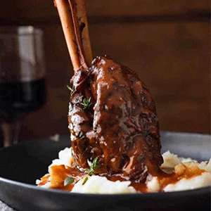 Slow Cooked Lamb Shanks in Red Wine Sauce Slow Cooked Lamb Shanks in Red Wine Sauce